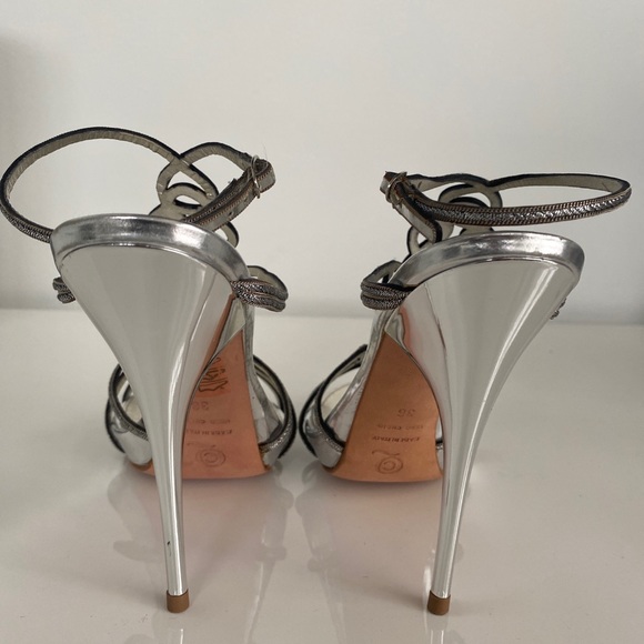 Alexander McQueen Open Toe Celtic Knot Heels 36 - Picture 7 of 12